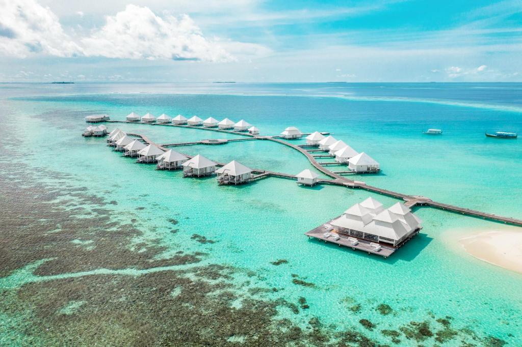 Diamonds Athuruga Beach & Water Villas Exterior photo